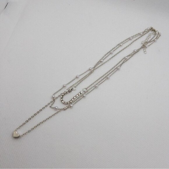 Contemporary Heart Pearl and Rhinestone Layered Silver Alloy Necklace Minimalist - Picture 7 of 8